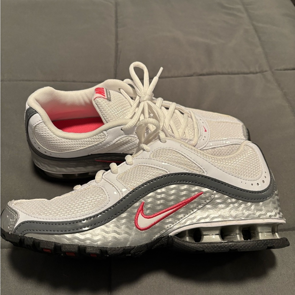 Nike Women's White and Red Sneakers
